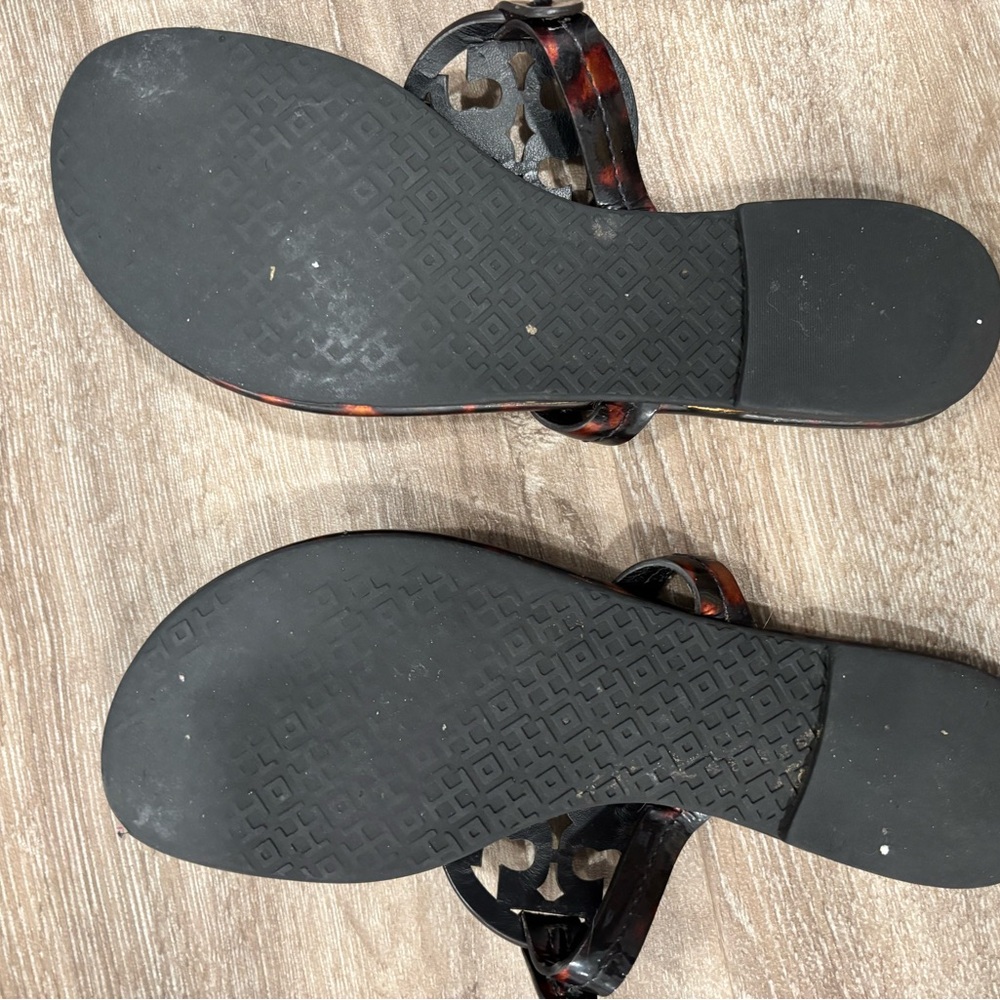 Tory Burch Women's Tortoiseshell Sandals - Picture 5 of 6